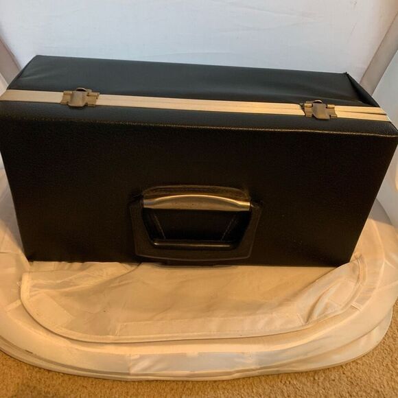 30 Cassette Tape Black Faux Leather Case - Picture 3 of 12